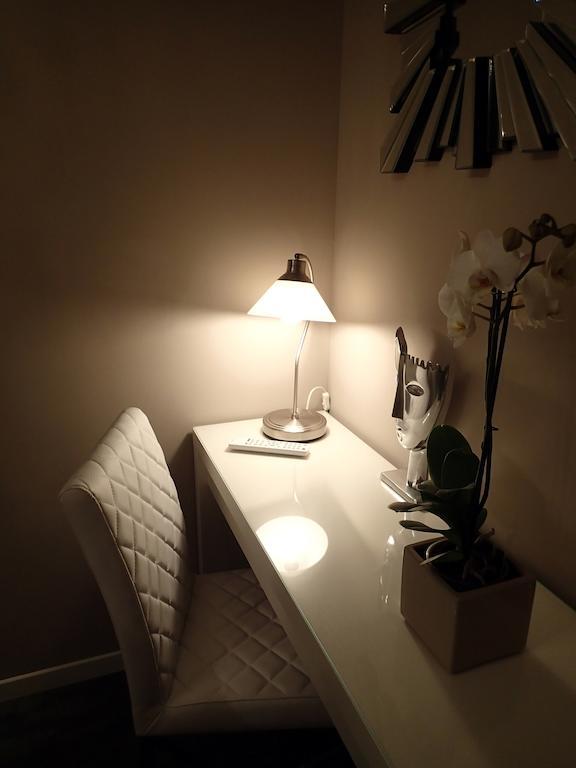 A La Fleur D Oranger - Lille La Madeleine Bed & Breakfast La Madeleine  Bilik gambar